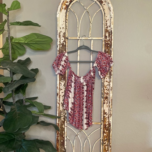 High Low Crop Top - Picture 2 of 2